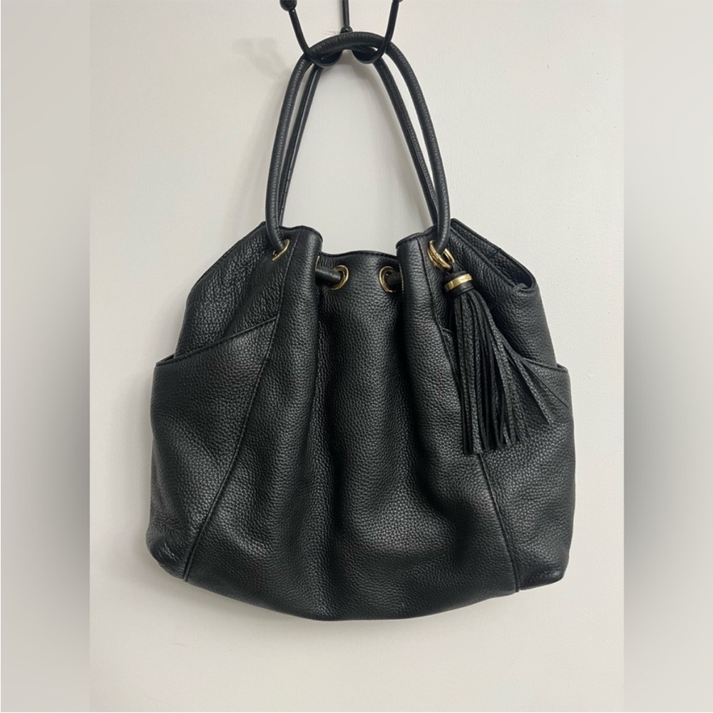 2 Michael Kors Ring Tote Leather Bags- 1 Black and 1 Brown Leather NWT - Picture 2 of 16
